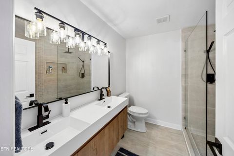 Tiny photo for 642 Farragut Commons Drive, Knoxville, TN 37934 (MLS # 1339599)