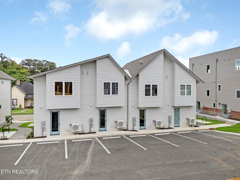 Tiny photo for 105 E Oldham Ave #103 AVE, Knoxville, TN 37917 (MLS # 1357327)