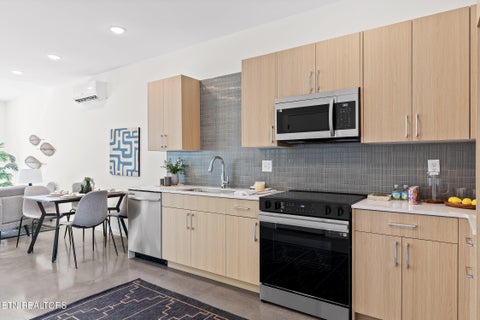 Tiny photo for 105 E Oldham Ave #103 AVE, Knoxville, TN 37917 (MLS # 1357327)