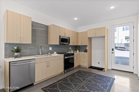 Tiny photo for 105 E Oldham Ave #103 AVE, Knoxville, TN 37917 (MLS # 1357327)
