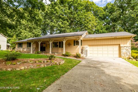 7945 Ember Crest Tr Knoxville TN 37938