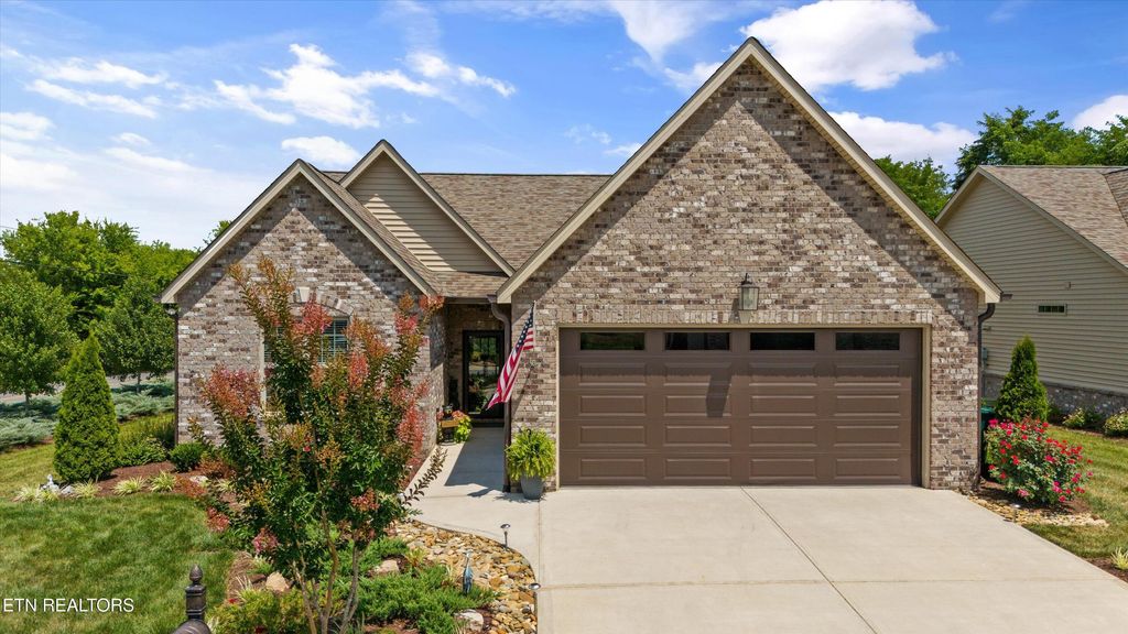 Photo of 2267 Boulder Crest Lane, Sevierville, TN 37876 (MLS # 1333852)