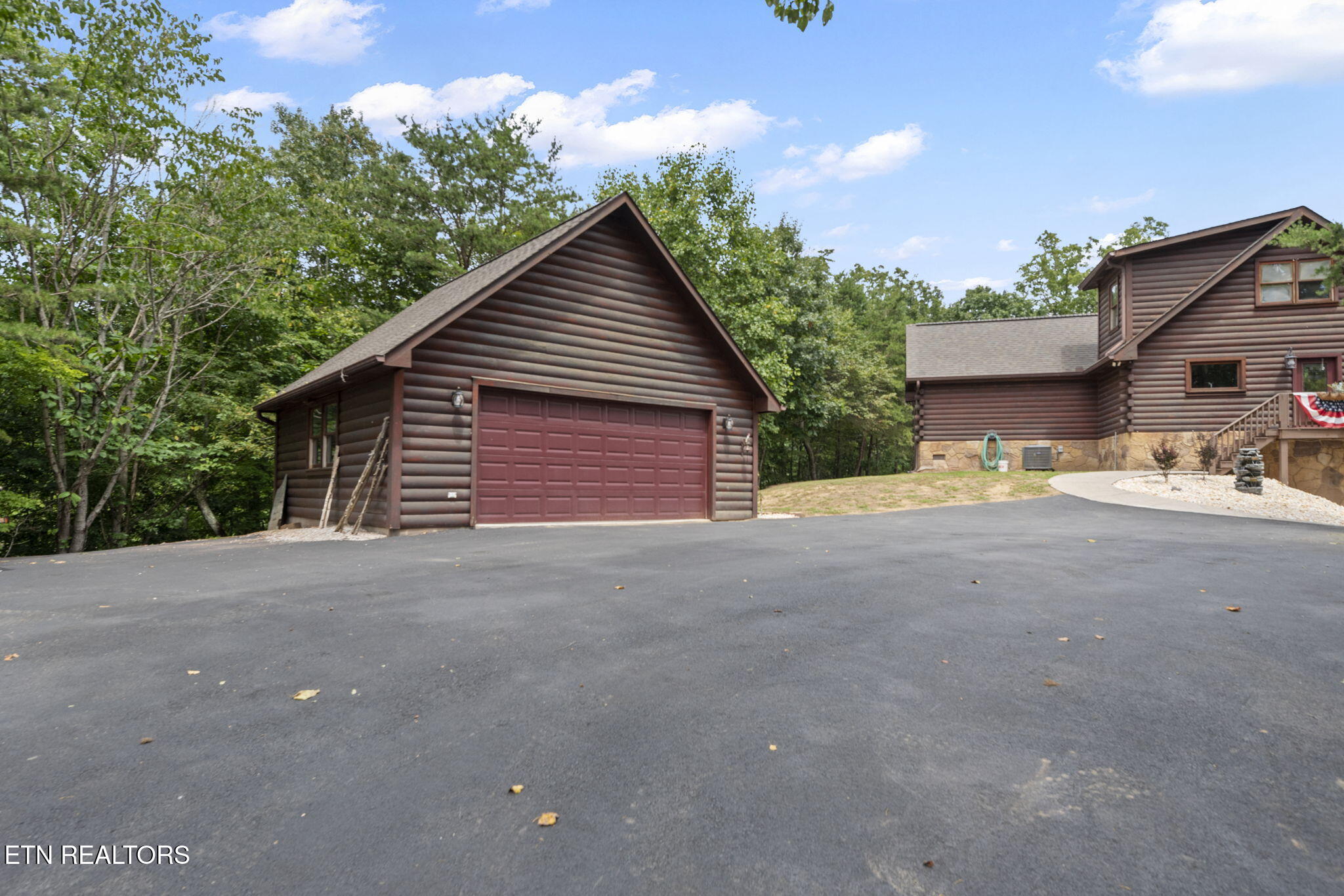 201 Wildcat Hollow Rd