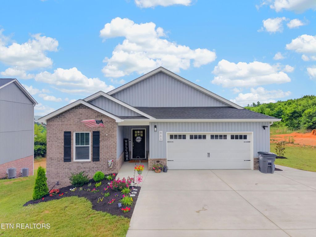 Photo of 888 Granby Rd, Kingsport, TN 37660 (MLS # 1345413)