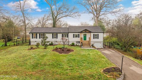 Tiny photo for 3201 NE Kenilworth Lane, Knoxville, TN 37917 (MLS # 1335976)
