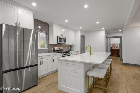 Tiny photo for 3201 NE Kenilworth Lane, Knoxville, TN 37917 (MLS # 1335976)