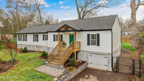 Tiny photo for 3201 NE Kenilworth Lane, Knoxville, TN 37917 (MLS # 1335976)