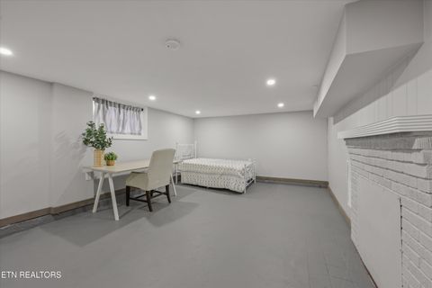 Tiny photo for 3201 NE Kenilworth Lane, Knoxville, TN 37917 (MLS # 1335976)