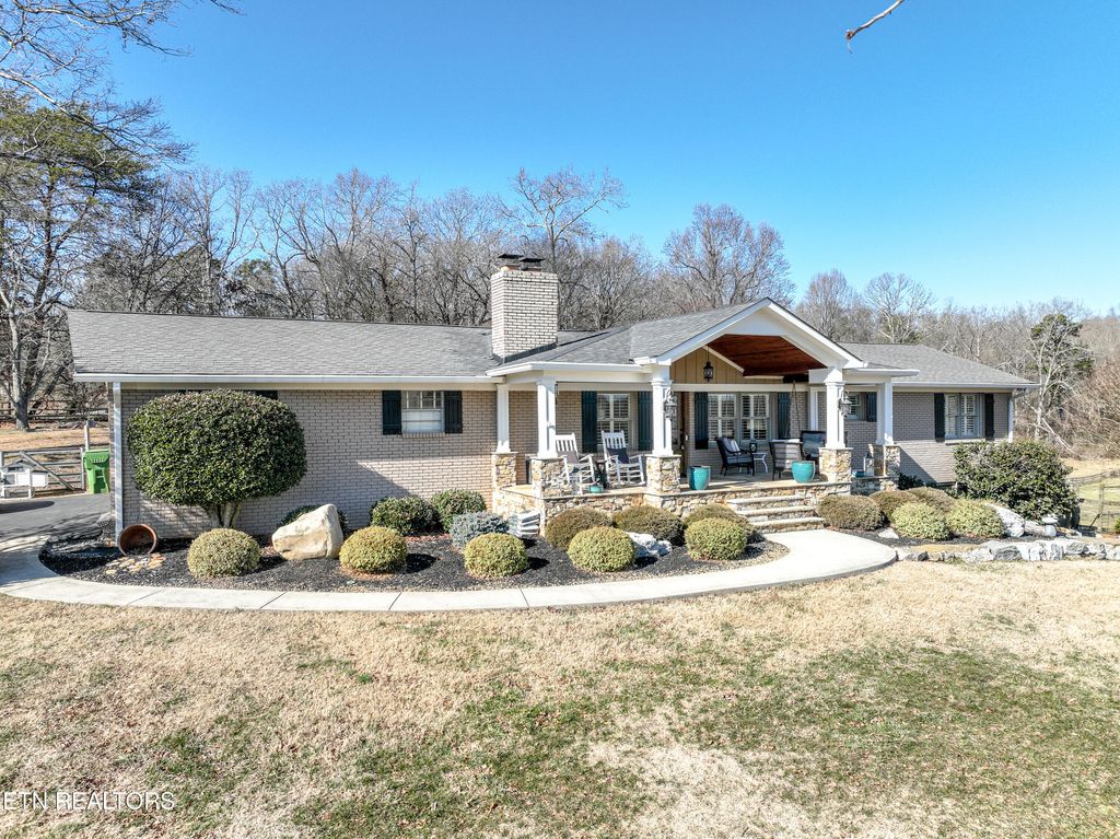 Photo of 902 Summer Hill Court, Friendsville, TN 37737 (MLS # 1288355)