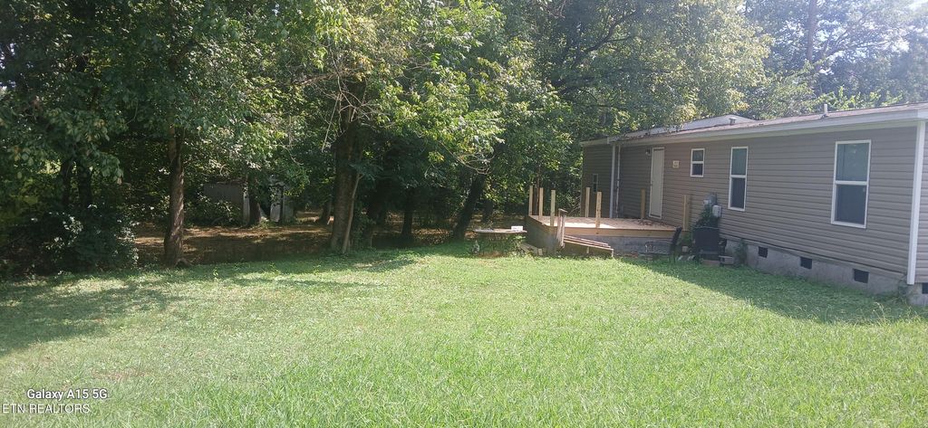 Photo of 395 N Iowa Ave, Etowah, TN 37331 (MLS # 1312244)