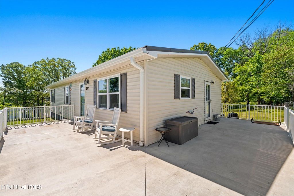 Photo of 232 Dawson St, Vonore, TN 37885 (MLS # 1260361)