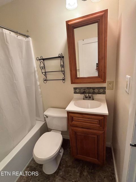 Tiny photo for 206 Long Drive, Harriman, TN 37748 (MLS # 1324348)