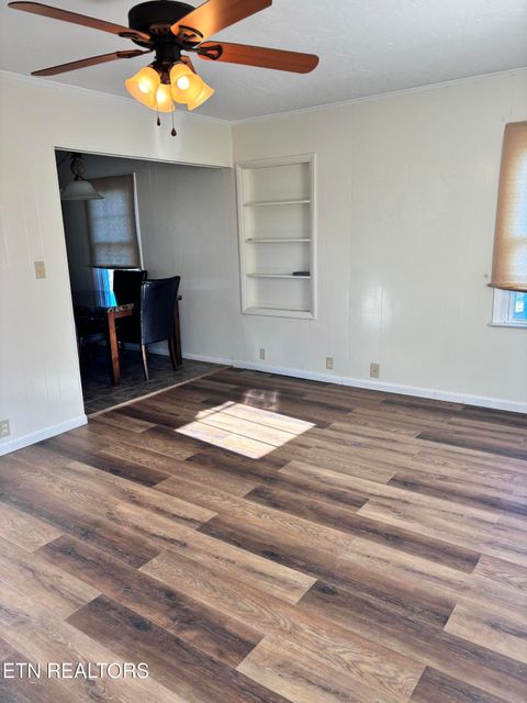 Tiny photo for 206 Long Drive, Harriman, TN 37748 (MLS # 1324348)