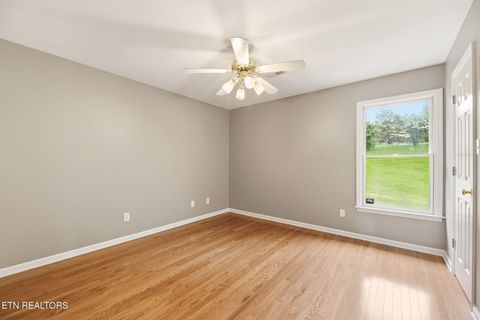 Tiny photo for 38 Riverside Drive, Oak Ridge, TN 37830 (MLS # 1338782)