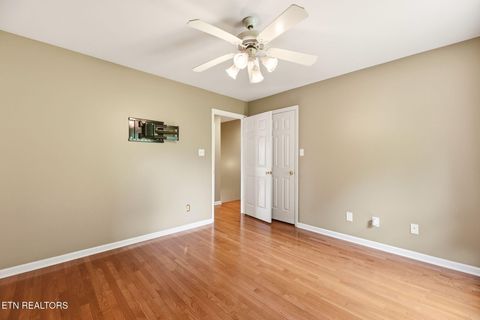 Tiny photo for 38 Riverside Drive, Oak Ridge, TN 37830 (MLS # 1338782)