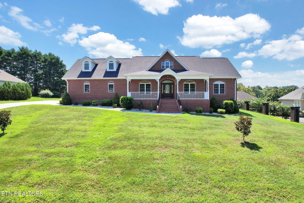 Photo of 504 Lynnwood Drive, Athens, TN 37303 (MLS # 1314630)