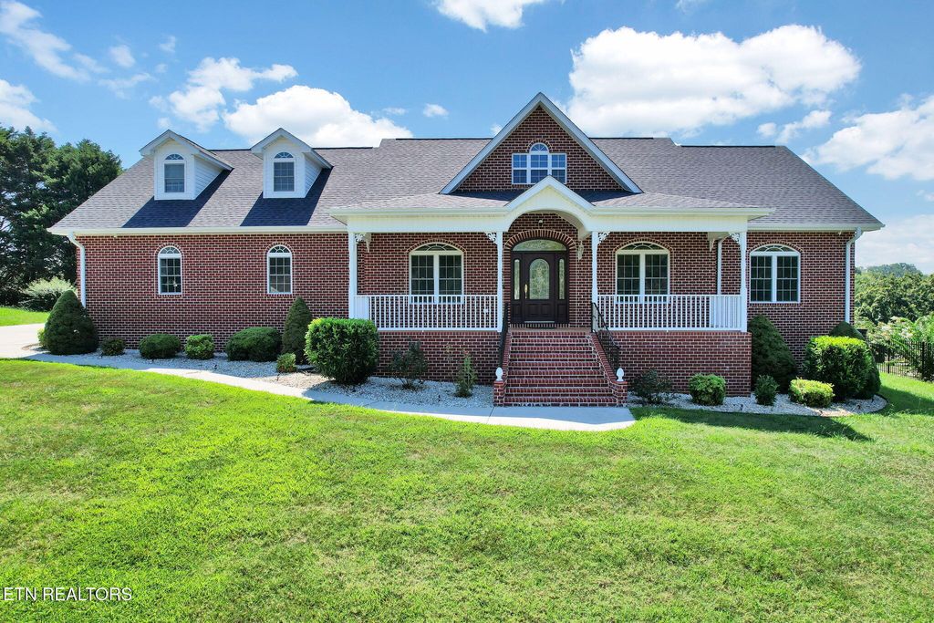 Photo of 504 Lynnwood Drive, Athens, TN 37303 (MLS # 1314630)