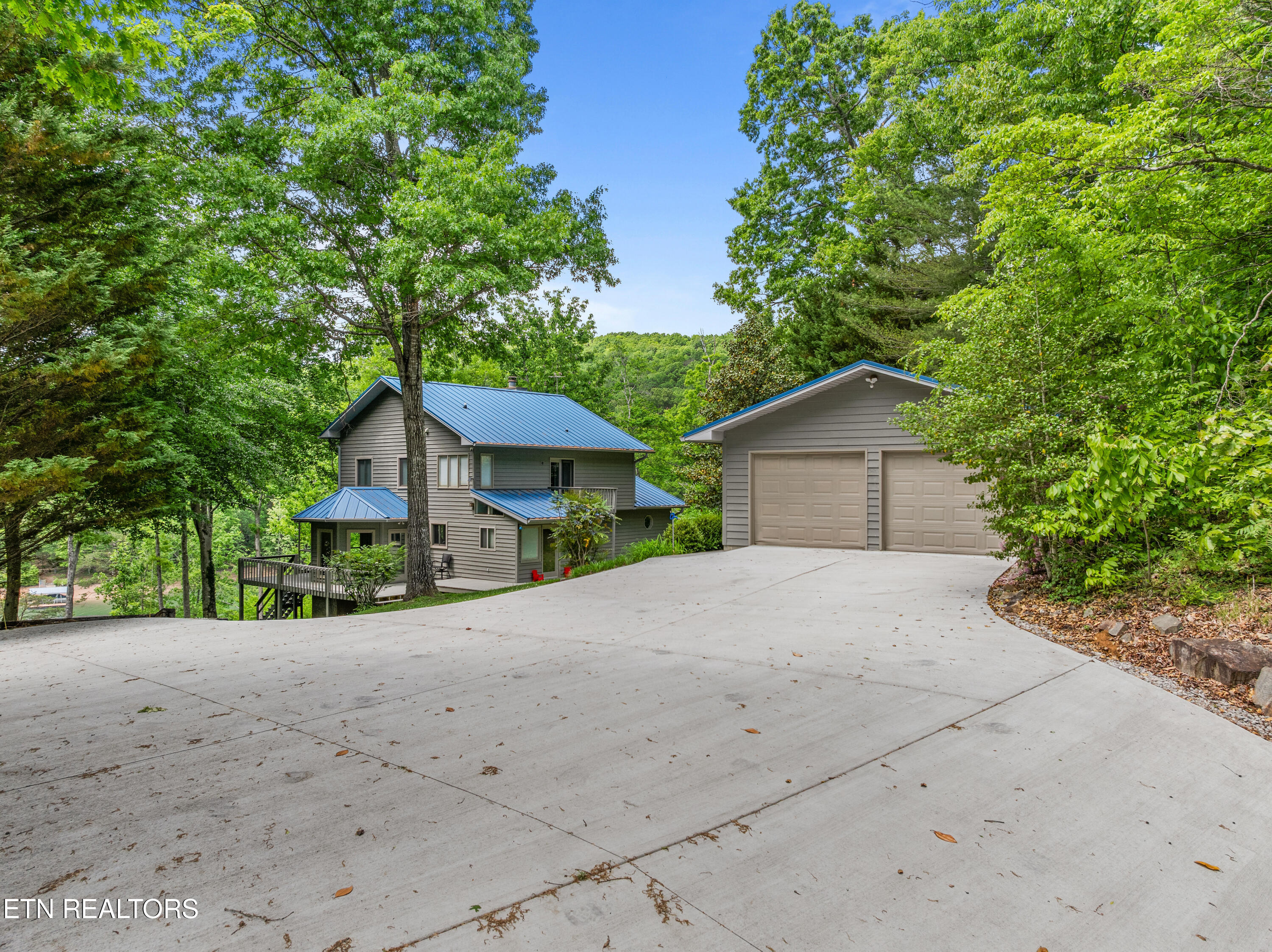 236 Norris Shores Ln.