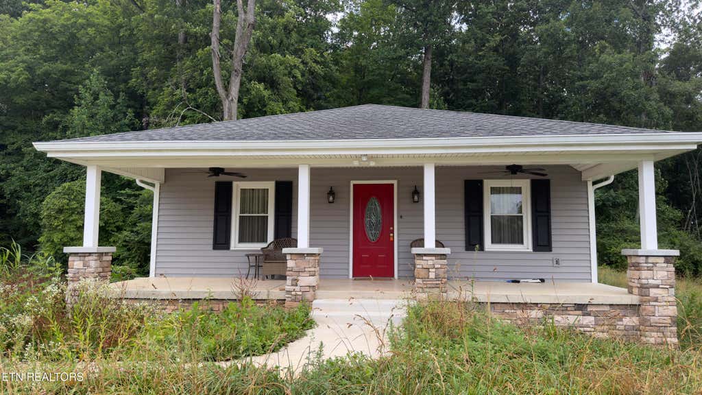 Photo of 2662 Louisville Rd, Maryville, TN 37801 (MLS # 1345651)