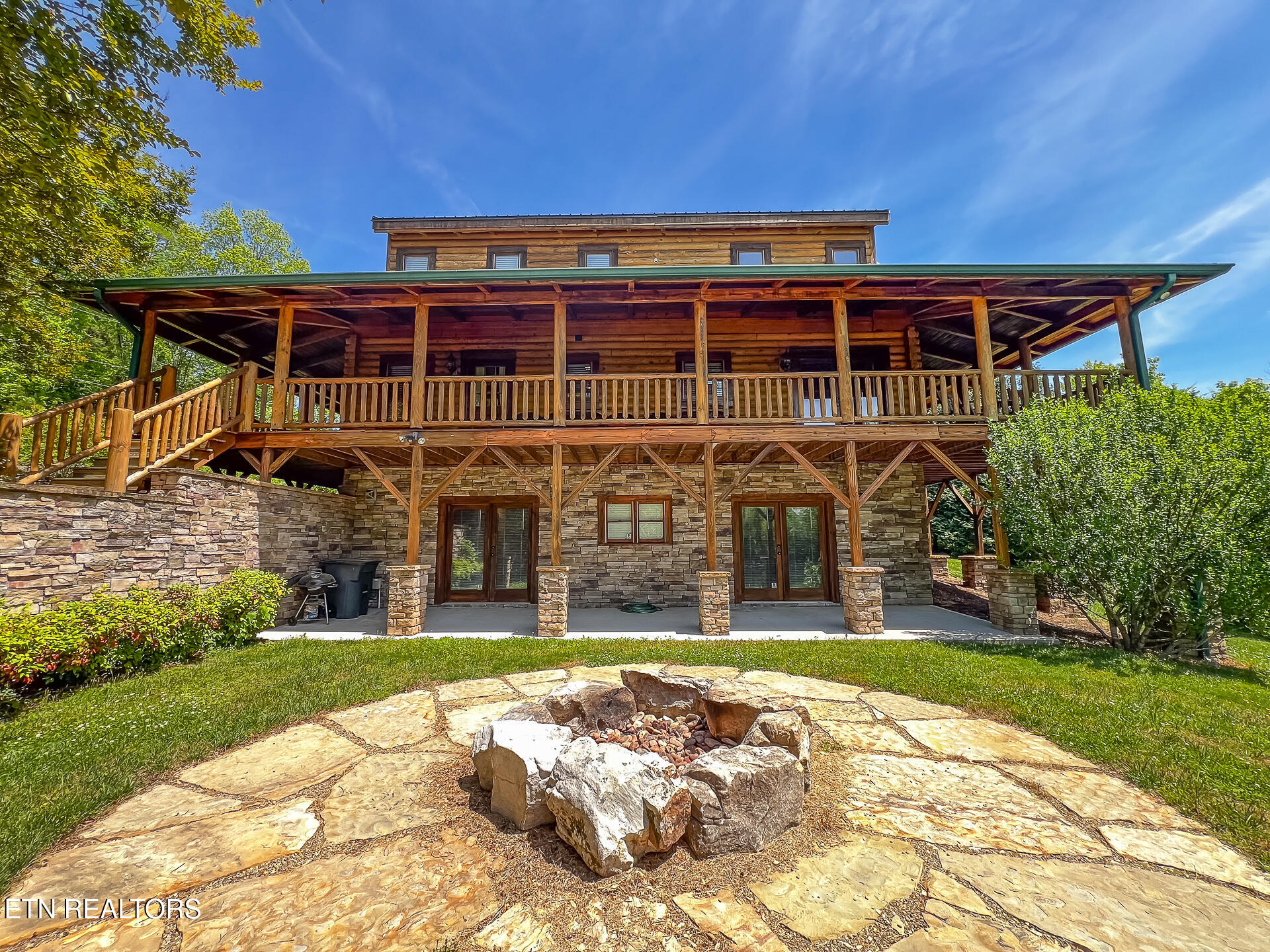 125 Lovely Bluff Rd