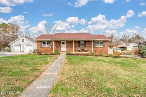Photo of 7637 Cranley Rd, Powell, TN 37849 (MLS # 1322093)