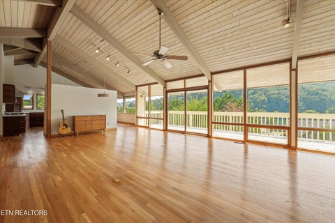 Tiny photo for 109 Lakeview Place, Clinton, TN 37716 (MLS # 1356078)