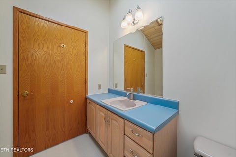 Tiny photo for 109 Lakeview Place, Clinton, TN 37716 (MLS # 1356078)