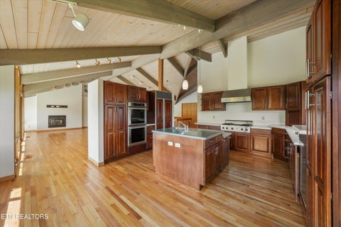 Tiny photo for 109 Lakeview Place, Clinton, TN 37716 (MLS # 1356078)