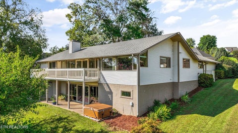 Tiny photo for 109 Lakeview Place, Clinton, TN 37716 (MLS # 1356078)