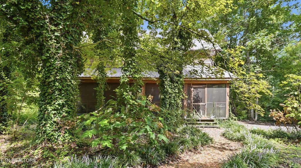 Photo of 135 Brewer Rd, Old Fort, TN 37362 (MLS # 1352874)