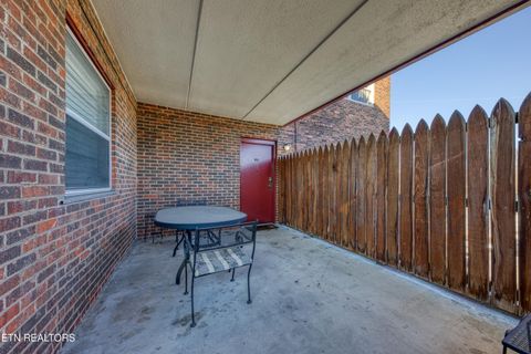 Tiny photo for 1211 Highland Ave #206, Knoxville, TN 37916 (MLS # 1328960)