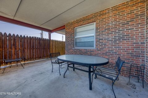 Tiny photo for 1211 Highland Ave #206, Knoxville, TN 37916 (MLS # 1328960)