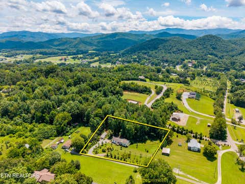 Tiny photo for 358 Webb Rd, Townsend, TN 37882 (MLS # 1349499)
