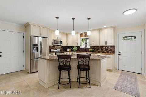 Tiny photo for 205 Channel Drive, Loudon, TN 37774 (MLS # 1357698)