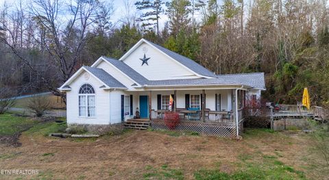 Photo of 2946 grassy branch loop Loop, Sevierville, TN 37876 (MLS # 1322778)