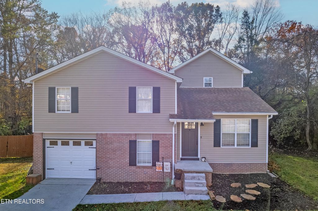 Photo of 521 Pimlico Drive, Seymour, TN 37865 (MLS # 1321865)