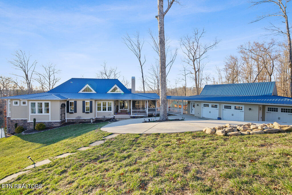 160 Waterside Drive