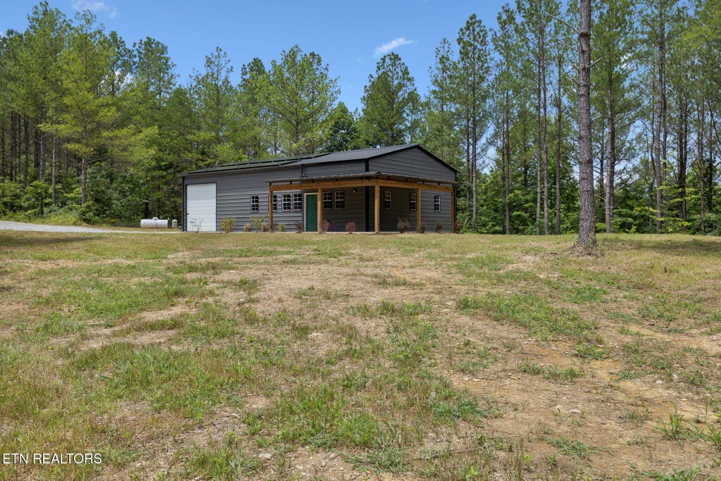 Photo of 138 Belle Ridge Pvt Dr, Robbins, TN 37852 (MLS # 1311162)