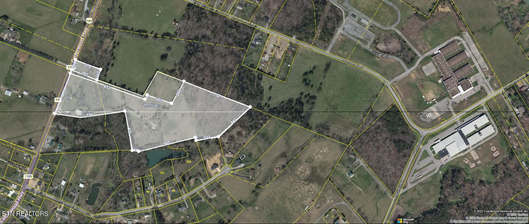 702 Calderwood Hwy
