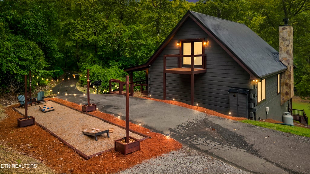 Photo of 120 Daryl Way, Sevierville, TN 37876 (MLS # 1352387)