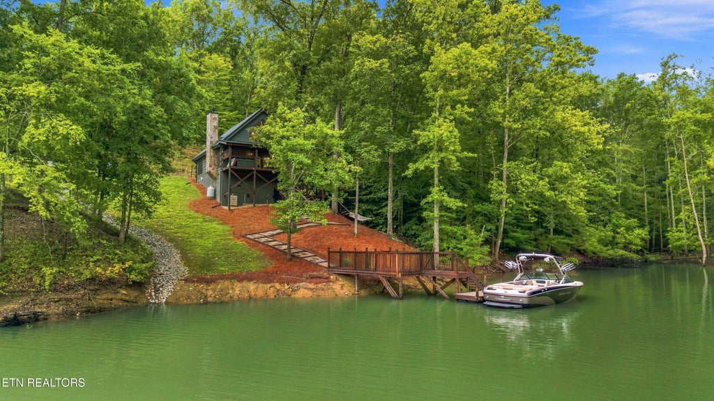 Photo of 120 Daryl Way, Sevierville, TN 37876 (MLS # 1352387)