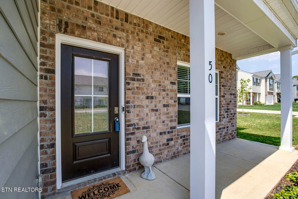 Photo of 50 Village Way, Kingston, TN 37763 (MLS # 1296394)