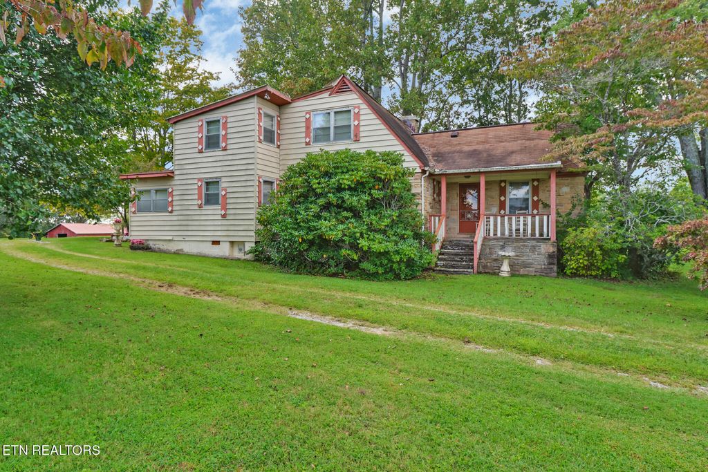 Photo of 1386 Pigeon Ridge Rd, Crossville, TN 38555 (MLS # 1314879)