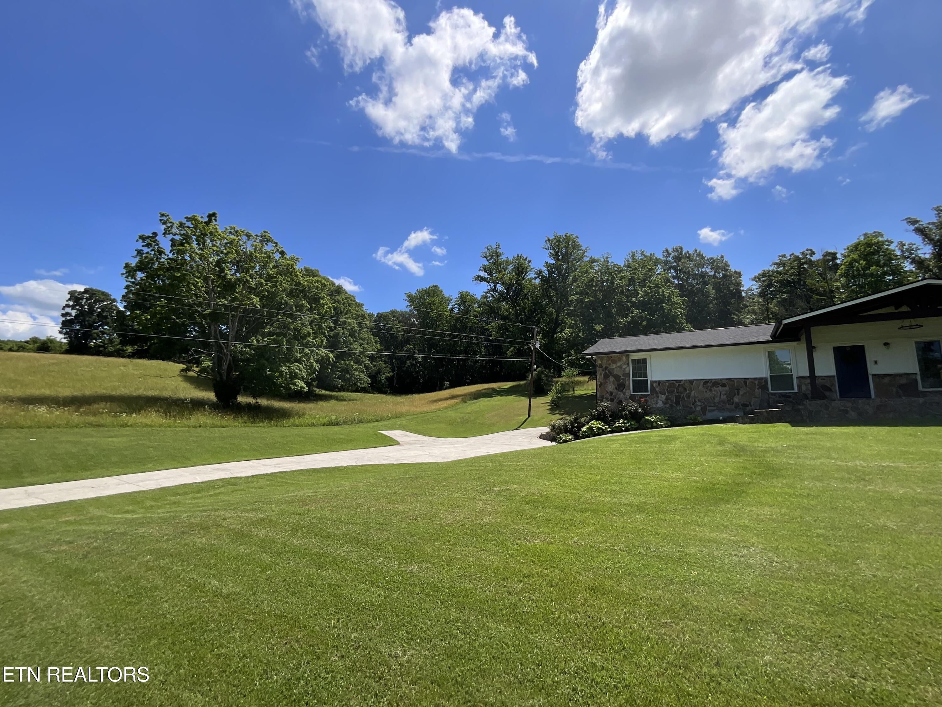 1295 Ailor Gap Rd