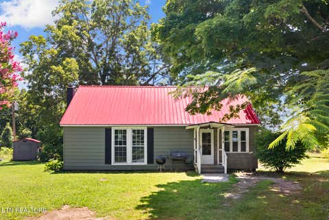 Photo of 384 Woodlee St, Spencer, TN 38585 (MLS # 1352633)