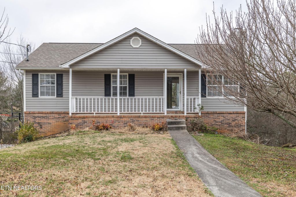 Photo of 4756 Brierley Drive, Knoxville, TN 37921 (MLS # 1327240)
