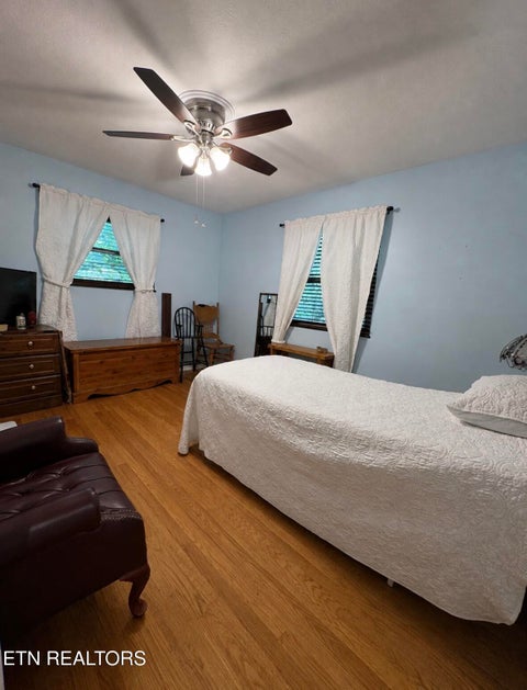 Tiny photo for 102 E Morningside Drive, Oak Ridge, TN 37830 (MLS # 1353264)