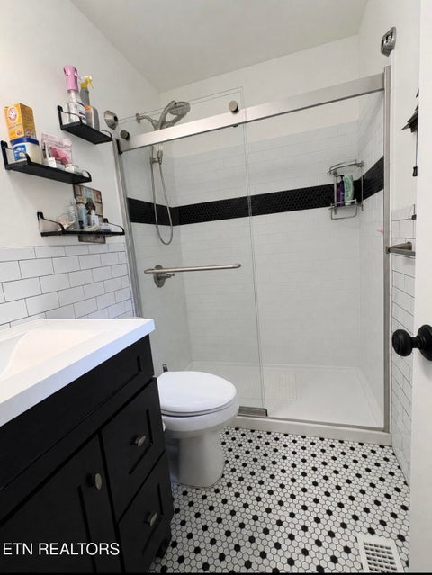 Tiny photo for 102 E Morningside Drive, Oak Ridge, TN 37830 (MLS # 1353264)
