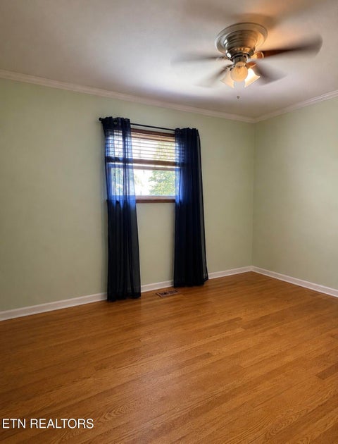 Tiny photo for 102 E Morningside Drive, Oak Ridge, TN 37830 (MLS # 1353264)