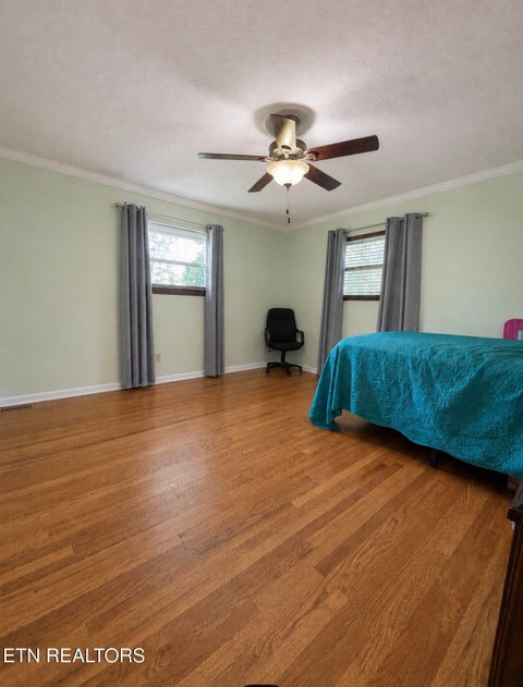 Tiny photo for 102 E Morningside Drive, Oak Ridge, TN 37830 (MLS # 1353264)